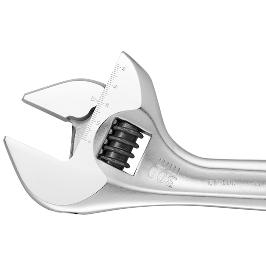 Facom adjustable wrench 101_4, silver finish, close-up side angle, measurement scale on jaw.