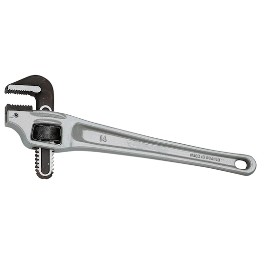 Facom silver pipe wrench with adjustable jaw, side view, SKU 135A_18, plumbing tool photography.