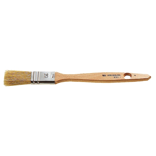 Facom 1830_1 flat paintbrush with wooden handle and yellow bristles, side view, photography.