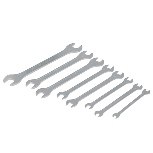 Facom 31_JE8T set of eight silver open-end wrenches arranged in size order, angled on white background.
