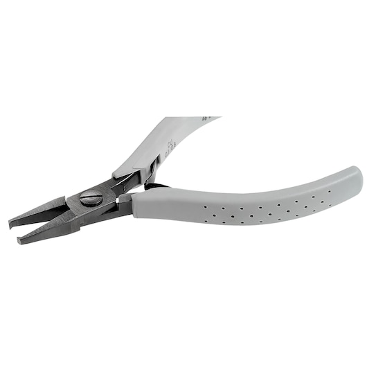 Facom 418_MT flat nose pliers with grey ergonomic handle, product angle on white background.
