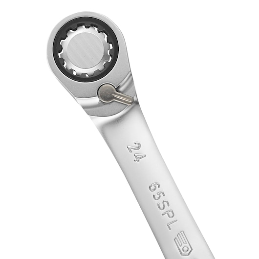 Facom ratcheting wrench 65_7X9SPL, silver finish, close-up on white background.