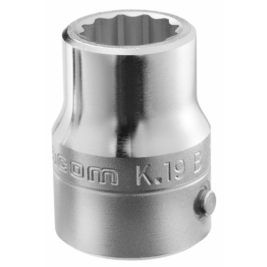 Facom K.3/4B chrome socket, close-up angle on white background, knurled grip and Facom branding visible.