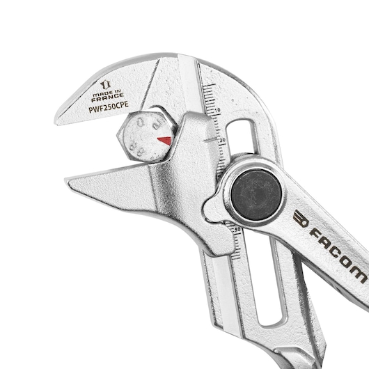 Facom adjustable wrench with measurement scale, close-up on silver finish, SKU PWF250CPEPB, photography, white background.