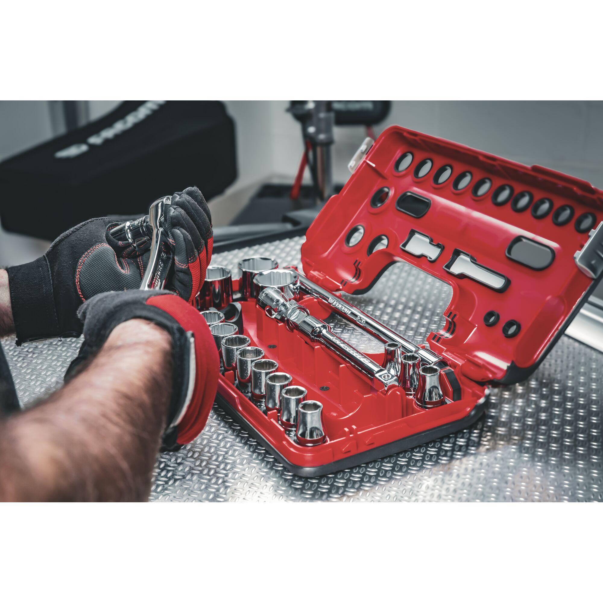 1/2 in. Drive 6-Point OGV® Grip Socket Set in Detection Box (21 pc