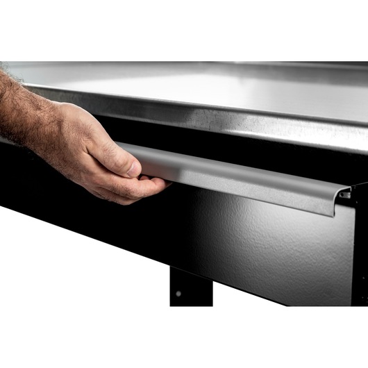 Facom WB2.1500DRAW workbench drawer with silver handle, hand opening drawer, product angled on white background.